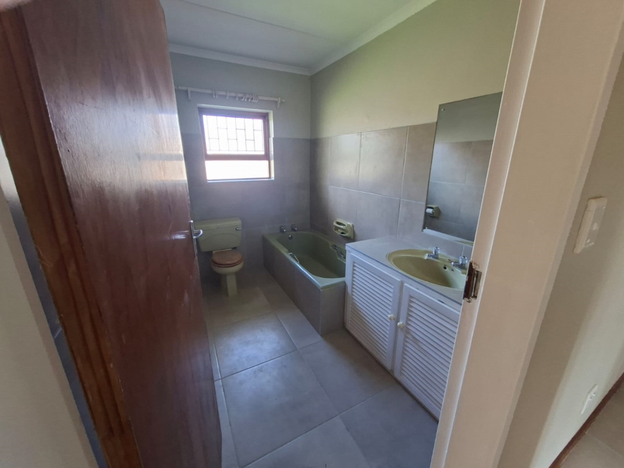 4 Bedroom Property for Sale in Boskloof Eastern Cape